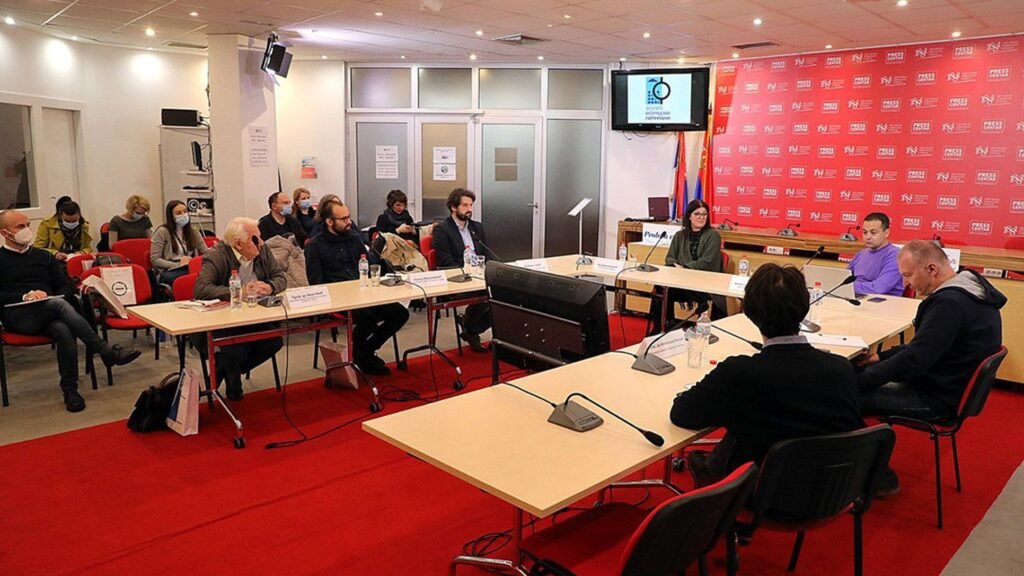 61bca75f52c07_article